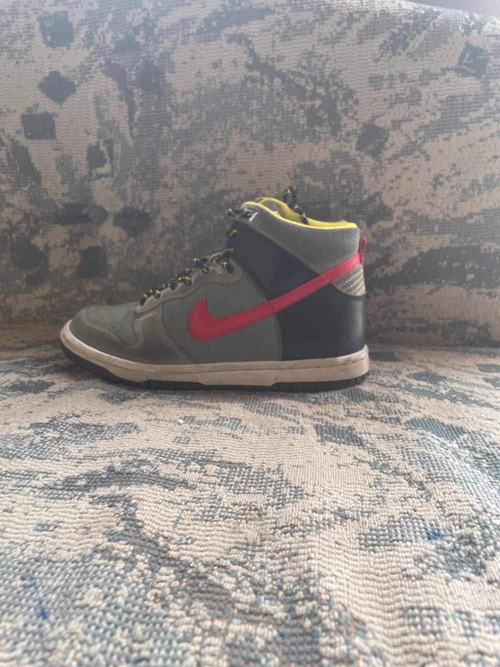 Nike Dunk High-Top Sneakers Shoes Youth 4.5 Gray Red Swoosh Cargo Khaki